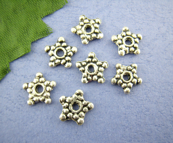 Estrellas y Copos de Nieve en Plata Antigua - Paquete de 5 Cuentas de 8mm x 8mm