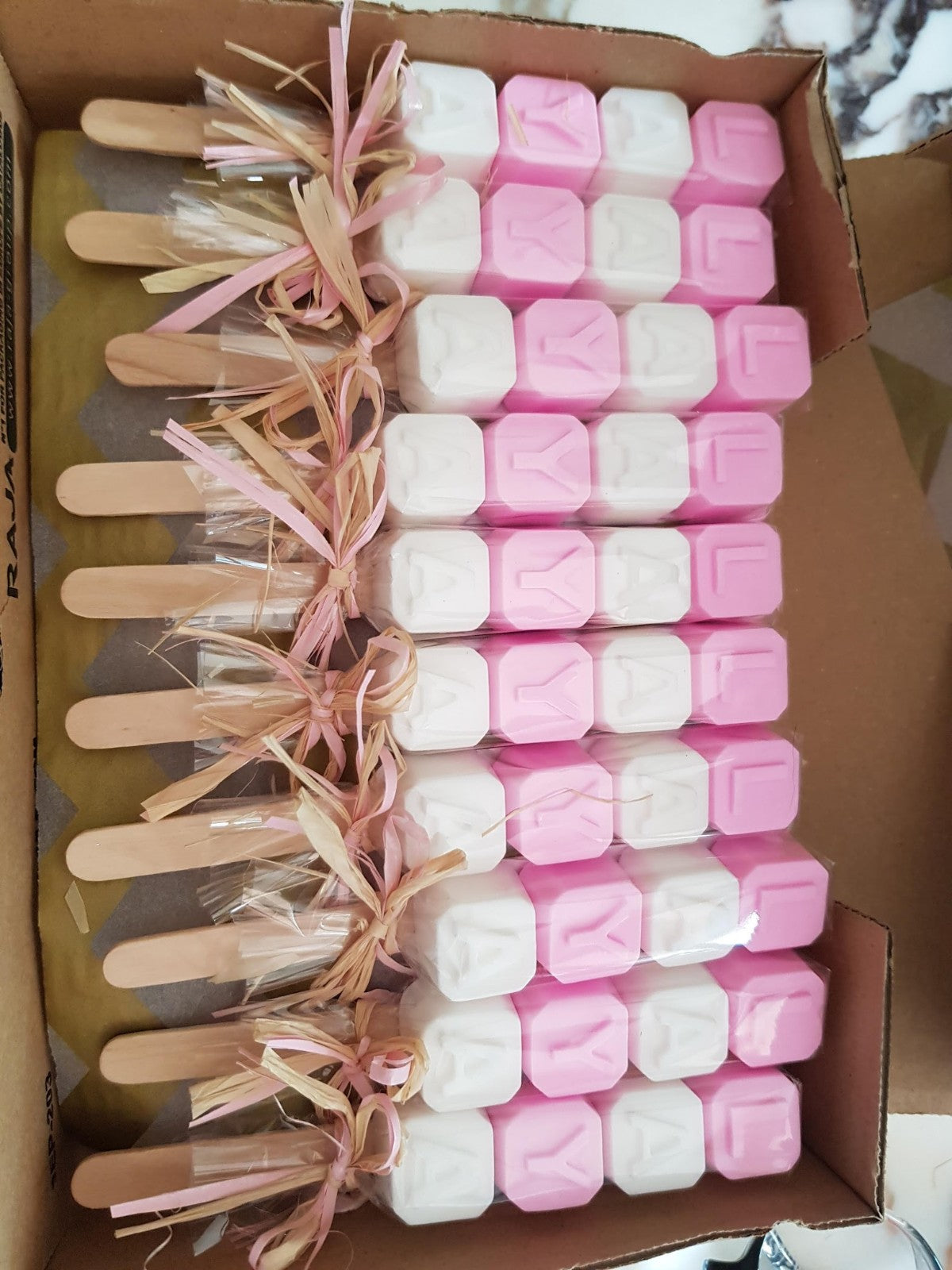 Brochetas de Jabón de Glicerina Personalizadas | Detalle Único para Eventos