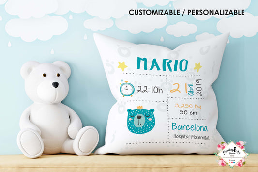 Cojín nacimiento de bebé personalizado con nombre y datos Bebé | Modelo Oso Mario | Funda desenfundable (35cm x 35cm 40cm x 40cm)