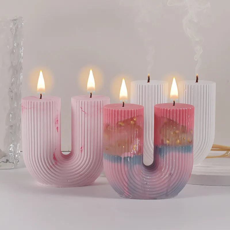 Molde en Forma de U para Velas Perfumadas - Elegancia y Creatividad en Cada Detalle"