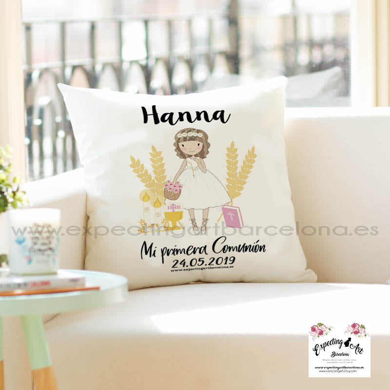 Cojín personalizado de Comunión niña|Modelo Hanna| Regalo Único y Artesanal de 40x40cm y 35x35cm