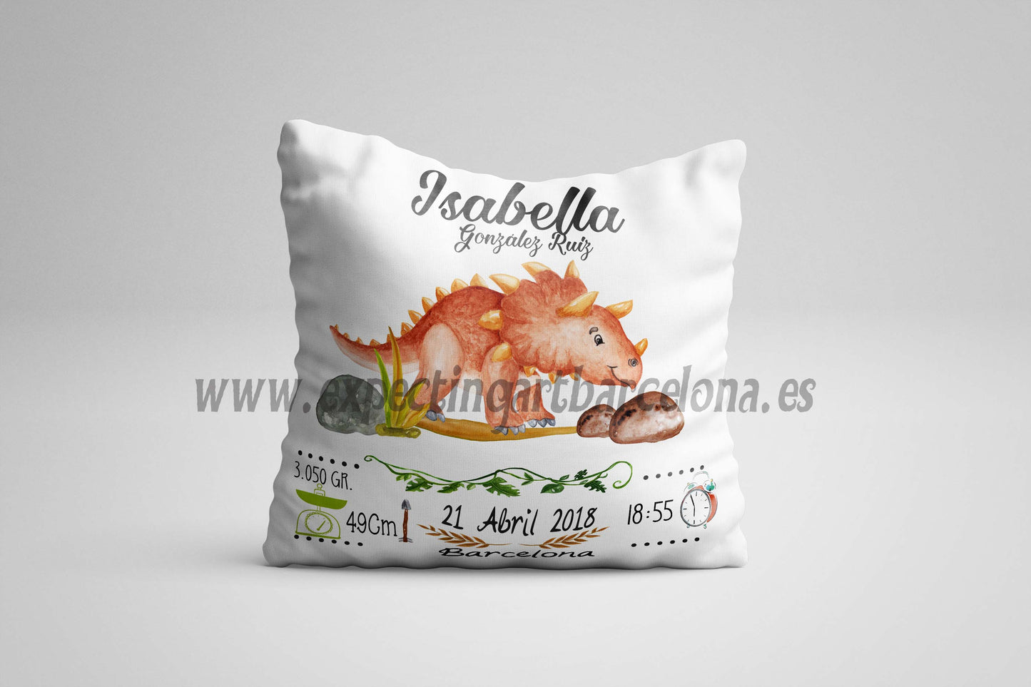 Cojín nacimiento de bebé personalizado con nombre y datos Bebé | Modelo Isabella Triceratops | Funda desenfundable (35cm x 35cm 40cm x 40cm)