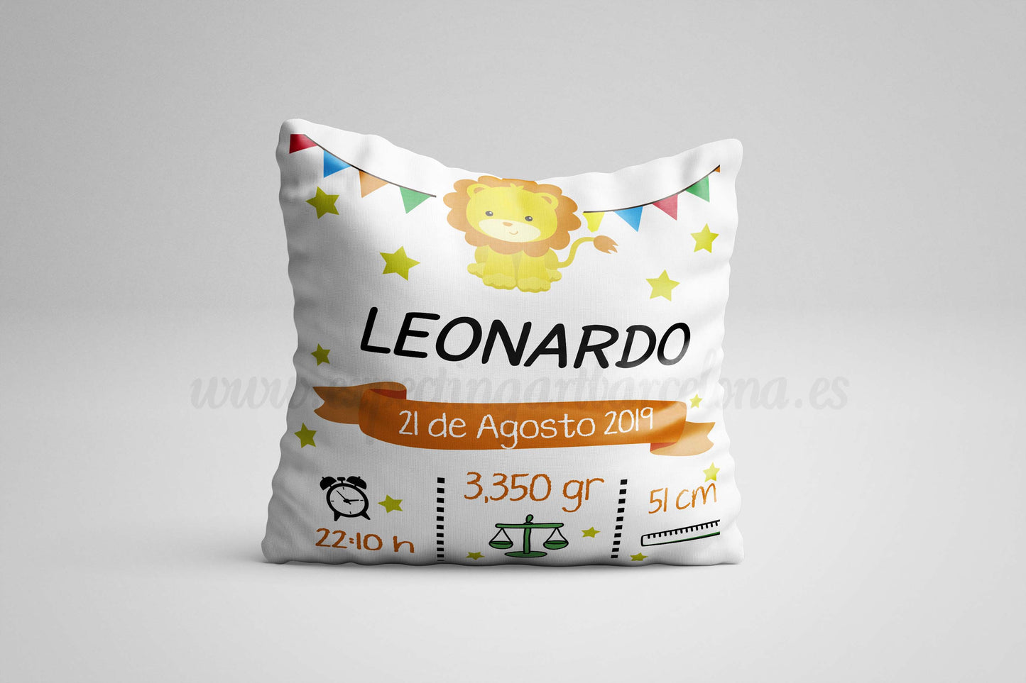 Cojín nacimiento de bebé personalizado con nombre y datos del bebé| Modelo datos Leoncito Leonardo | Funda desenfundable (35cm x 35cm 40cm x 40cm)