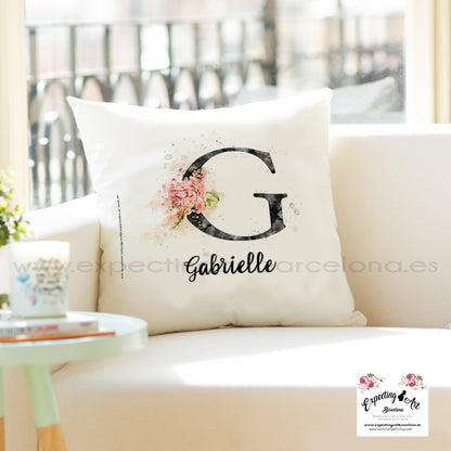 Cojín de Amistad Personalizado con Nombre | Modelo Inicial Flores | Funda Desenfundable (35cm x 35cm / 40cm x 40cm)