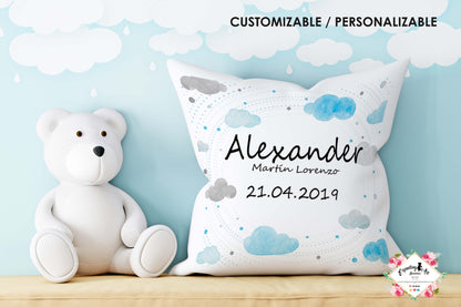 Cojín nacimiento de bebé personalizado con nombre| Modelo nubes Alexander |  Funda desenfundable (35cm x 35cm 40cm x 40cm)