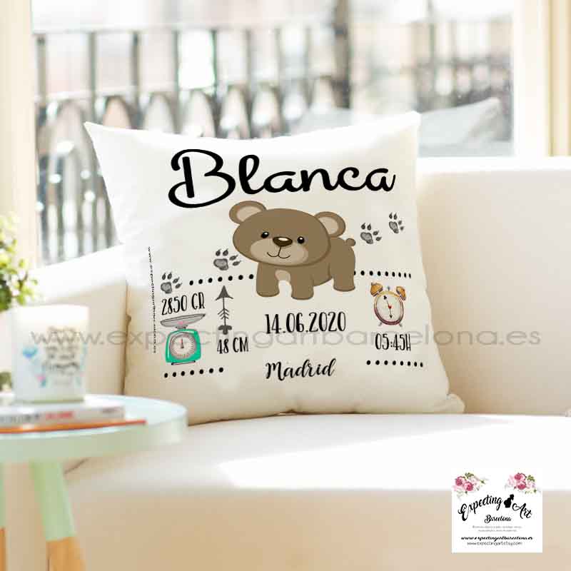 Cojín nacimiento de bebé personalizado con nombre| Modelo Osita Blanca| Funda desenfundable (35cm x 35cm 40cm x 40cm)