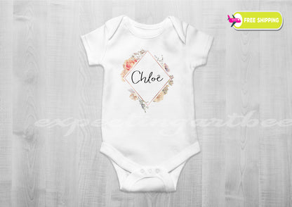 Bodie de algodón bebé personalizado con el nombre | Mod. Chloe florecitas| Manga Corta y Manga Larga | Tallas Varias.