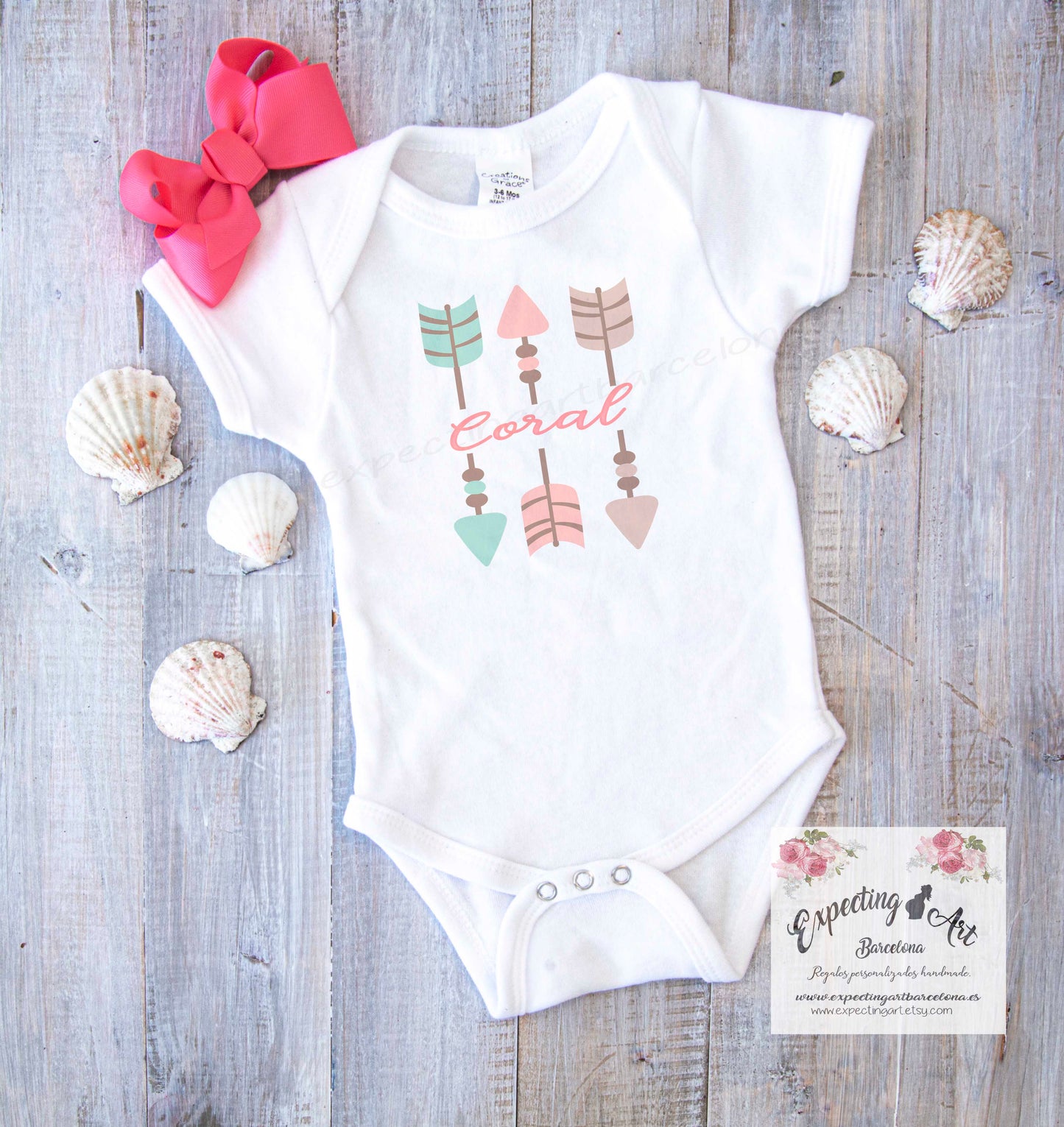 Body Blanco Personalizado para Bebés con Nombre - Modelo Coral Flechitas Boho